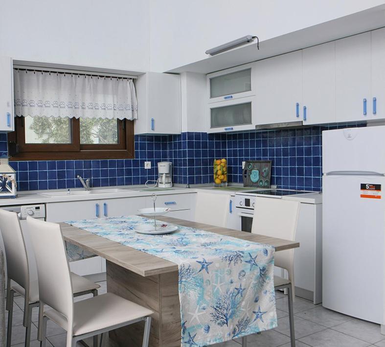 Olia Garden Villa Pachis  Exterior photo